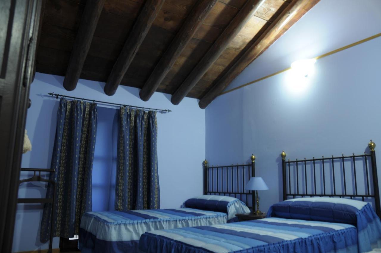 Готель Casa Grande Villarroya de la Sierra Екстер'єр фото
