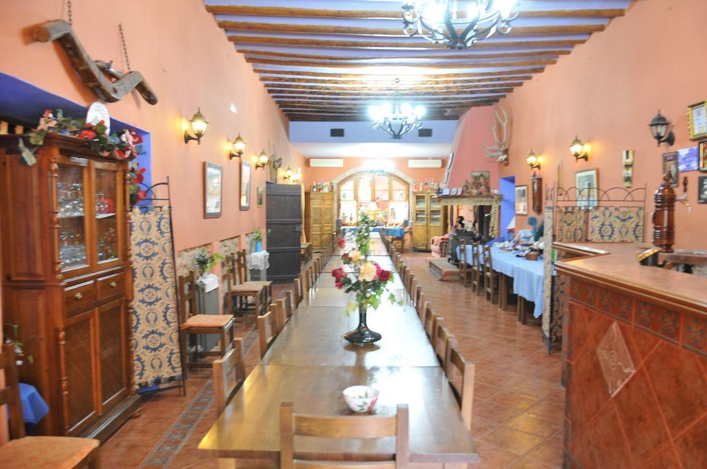 Готель Casa Grande Villarroya de la Sierra Екстер'єр фото