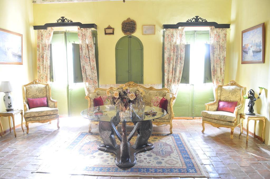Готель Casa Grande Villarroya de la Sierra Екстер'єр фото